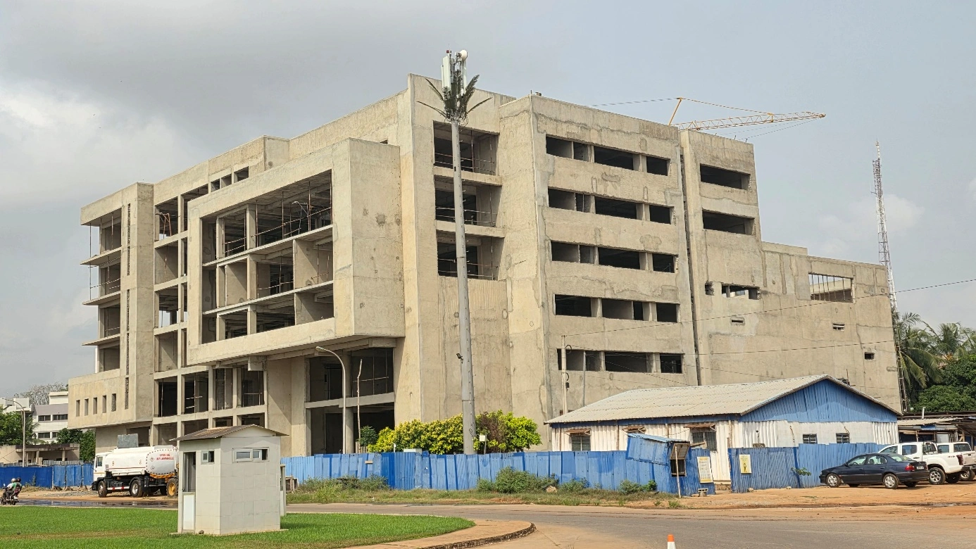 Immeuble de bureau au siège OTR en construction